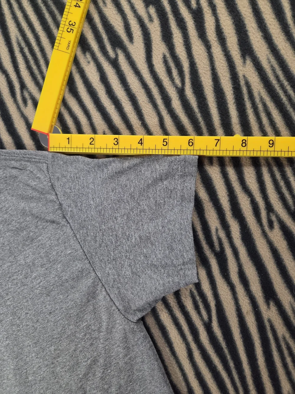 Gildan Heavy Cotton Boston University Grey T-Shirt